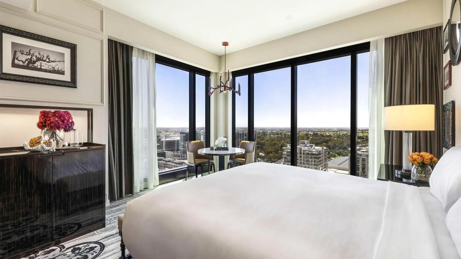 Hotel Sofitel Adelaïde 5*,